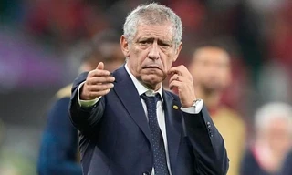 HLV Bồ Đào Nha nói gì sau trận thua sốc tuyển Morocco?