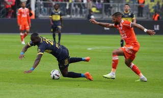 Pau FC thua thảm 2-6 trên sân nhà, đối mặt nguy cơ xuống hạng