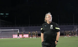 HLV Philippines lo ngại gặp khó khăn vì tuyển Việt Nam thay HLV trưởng