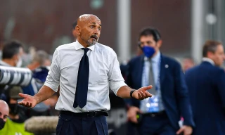 Thua bẽ mặt Thụy Sỹ, Italia vẫn không sa thải HLV Spalletti