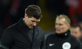 Salah tỏa sáng, Liverpool khiến ngày về của Gerrard mất vui