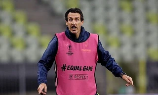 Unai Emery tự tin trước thềm đại chiến với M.U.