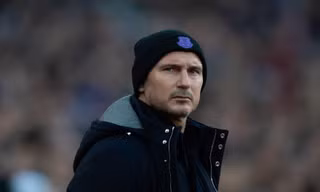 Frank Lampard bị Everton sa thải