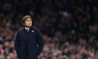 HLV Antonio Conte thừa nhận bất lực trước Arsenal