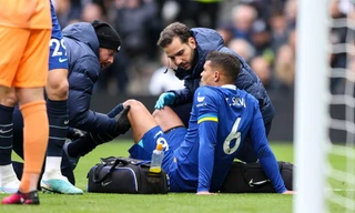 Chelsea nhận tin sét đánh giữa bão khủng hoảng