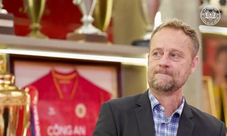 HLV Polking chính thức dẫn dắt CLB Công an Hà Nội, ra mắt trước FIFA Days