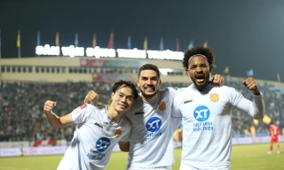 Nam Định vùi dập Thể Công Viettel, độc chiếm ngôi đầu Night Wolf V-League 2023/24
