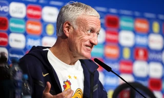 Pháp bị chê nhàm chán, HLV Deschamps thẳng thừng: 'Chán thì xem cái khác'