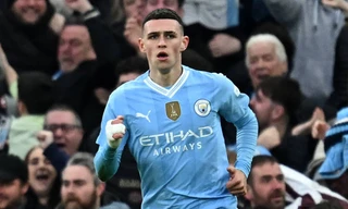 Foden rực sáng, Man City thắng ngược MU đầy cảm xúc