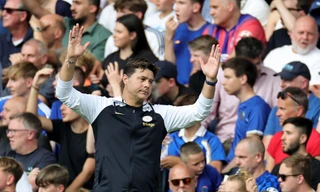 HLV Chelsea nói gì sau trận thua sốc Nottingham?