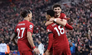 Tân binh ‘khai hỏa’, Liverpool tạm thoát khủng hoảng ở Ngoại hạng Anh