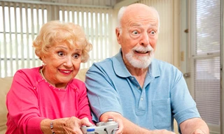 Chơi điện tử giúp người già nhớ tốt hơn