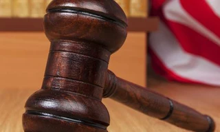 Kẻ mua bé trai để làm phim khiêu dâm bị kết án 40 năm tù