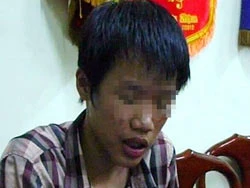 Cậu bé 14 tuổi bị ép nhắn tin tống tiền mẹ ruột