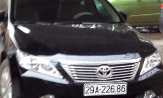Chiếc xe Camry sang trọng nhưng lắp biển số giả của Đội phó CSGT huyện Đồng Hỷ, Thái Nguyên