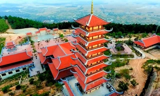 Ngôi chùa xứ Nghệ nắm giữ 4 kỷ lục Việt Nam