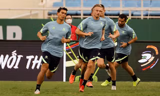 Đội tuyển Australia tập làm quen sân Mỹ Đình trước ngày đối đầu đội tuyển Việt Nam