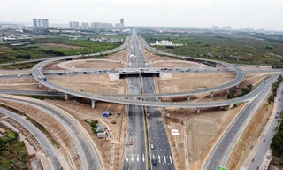 Nút giao Vành đai 3 với cao tốc Hà Nội - Hải Phòng trước ngày thông xe