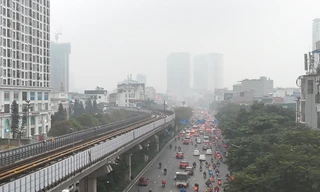 Một ngày sương mù ở quận Nam Từ Liêm, Hà Nội. Ảnh: VnExpress.