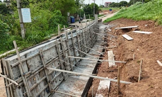 Hà Nội chi gần 400 tỷ đồng cải tạo đê sông Hồng qua đoạn huyện Phú Xuyên