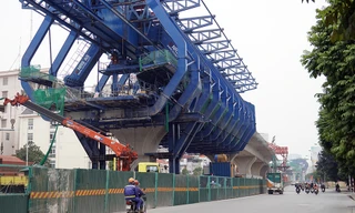 Nhìn gần đại công trường trên 'đường cong mềm mại' gần 10 nghìn tỷ đồng