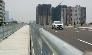 Mục sở thị con đường gần 500 tỉ đồng/1 km ở Hà Nội