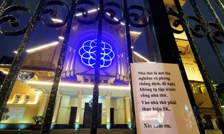 Giáng sinh khác lạ ở Hà Nội mùa COVID