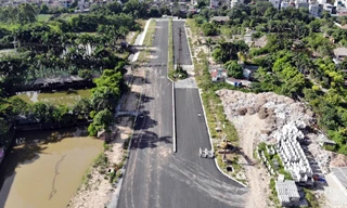 Nhìn gần con đường 'nghìn tỷ' ở trung tâm Hà Nội sau hai năm làm được vài trăm mét