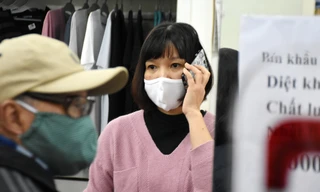 Không còn khẩu trang y tế, người dân đổ xô mua khẩu trang vải phòng dịch corona