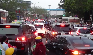 Giao thông Hà Nội tăng nhiệt những ngày gần Tết Canh Tý