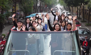 VIDEO: Trải nghiệm city tour khó quên của sinh viên nhận học bổng Nâng bước thủ khoa