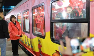 Chuyến tàu xuyên giao thừa có gì đặc biệt?