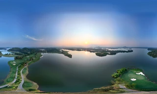 Ảnh 360: Kings Island Golf Resort tuyệt đẹp dưới nắng thu