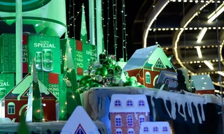 Hàng vạn người đón Giáng sinh trong tiết trời đẹp ở Hà Nội