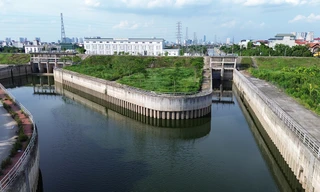 Nhìn gần trạm bơm hơn 7.000 tỷ đồng bị Chủ tịch HĐND TP Hà Nội nói 'chậm quá'