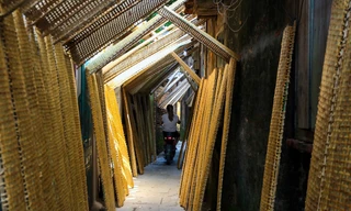 Khám phá làng nghề trăm năm tuổi làm bánh đa nem nổi tiếng