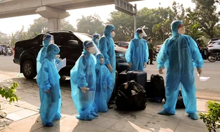 Cận cảnh 1.200 dân phường Thanh Xuân Trung phấn khởi về nhà sau cách ly y tế