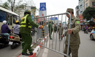 Cảnh sát lập rào chắn bảo vệ an ninh lễ cầu an chùa Phúc Khánh