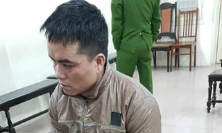 Nguyễn Ngọc Nhẫn tại tòa.