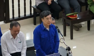 Ông Lê Bạch Hồng bị đề nghị nhận 8 - 9 năm tù.