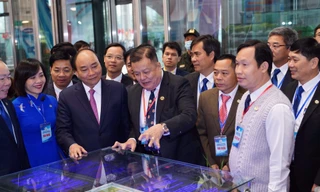 Thủ tướng Nguyễn Xuân Phúc: Phát triển kinh tế tập thể, hợp tác xã là xu thế tất yếu