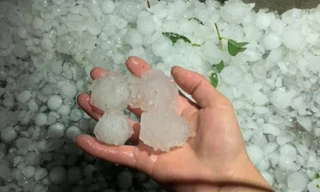 Thủ tướng yêu cầu các địa phương tập trung ứng phó, khắc phục hậu quả do mưa lớn, dông lốc, mưa đá gây ra