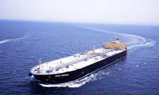 Tàu chở 1,5 triệu lít dầu lật úp trên biển Philippines, một thuỷ thủ mất tích