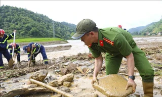 Vì dân quên mình ở Mường Pồn