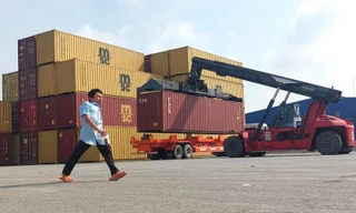 'Thắt lưng, buộc bụng' vì giá cước vận tải 