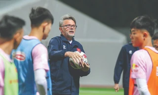 ĐT Việt Nam tập luyện trên sân Al Rayyan 2, Qatar trước trận giao hữu với Kyrgyzstan. Ảnh: Nhật Đoàn