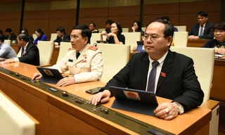 Quốc hội 'chốt' phương án người lao động được rút bảo hiểm xã hội một lần