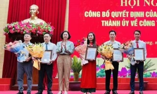 Thành phố Hạ Long bổ nhiệm, luân chuyển nhiều cán bộ chủ chốt