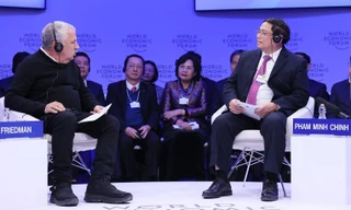 Thủ tướng tại cuộc đối thoại. (Ảnh: Dương Giang)