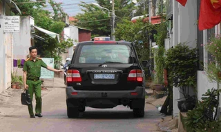 Tạm đình chỉ chức vụ đối với chủ tịch UBND huyện Phú Quý